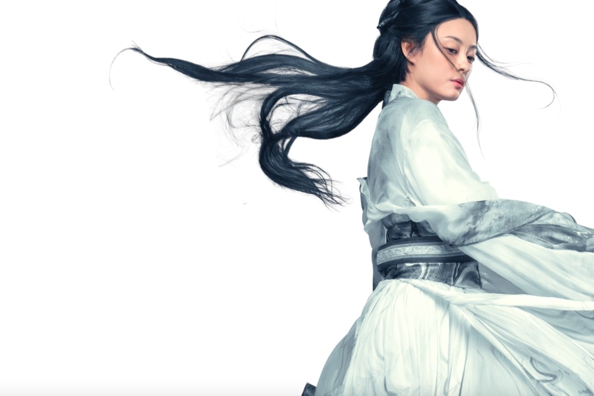 孙俪《影》幕后花絮 为角色练琴被赞有天赋