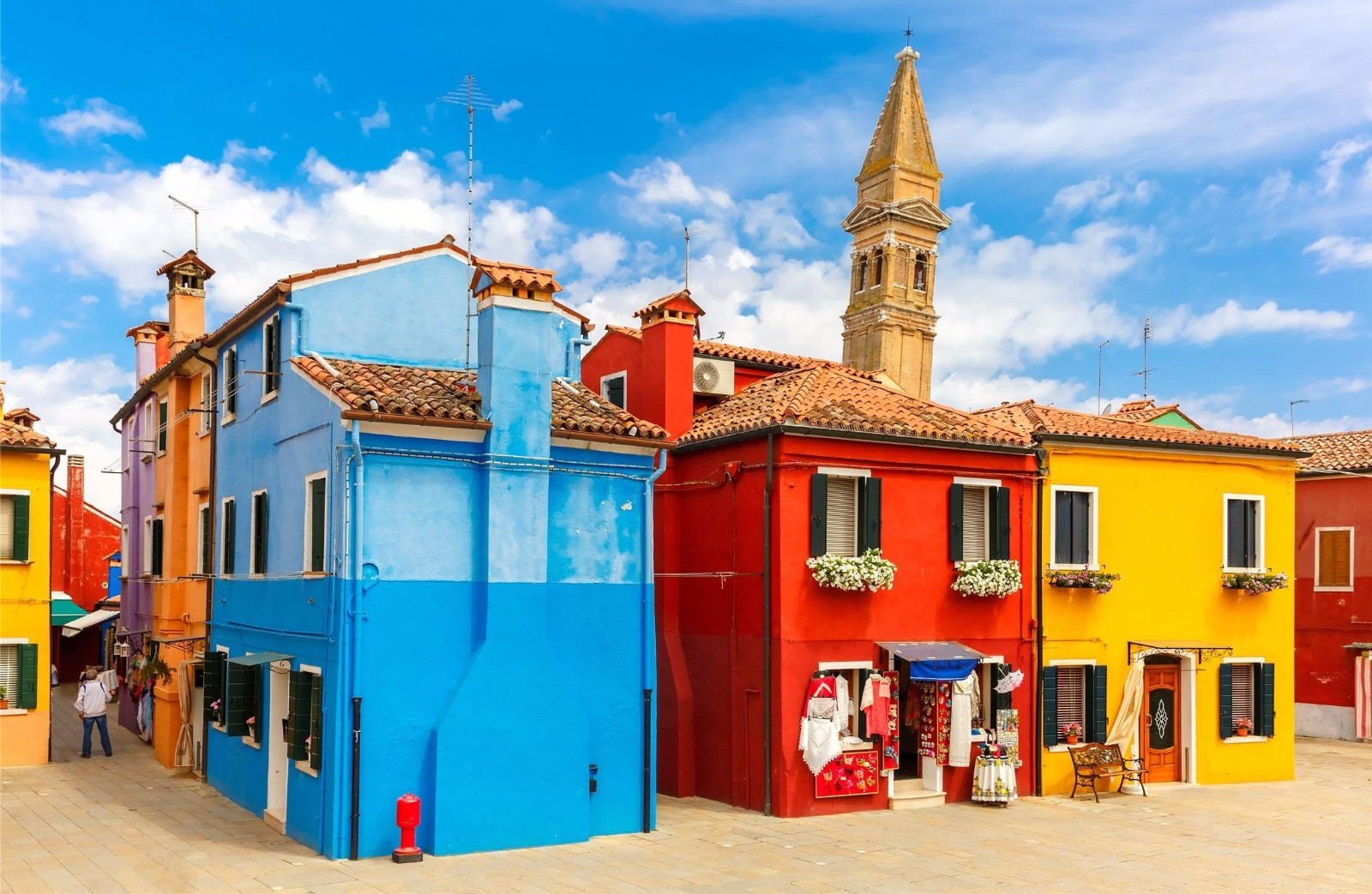 "世界上色彩最鲜亮的地方"——意大利彩虹岛