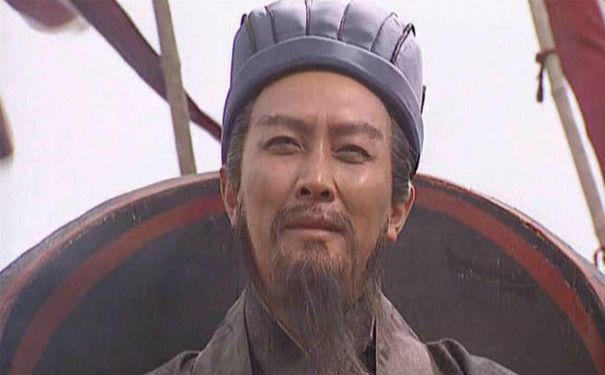 诸葛亮去世后,一片好评,为何后世对于姜维的评价就褒贬不一呢?