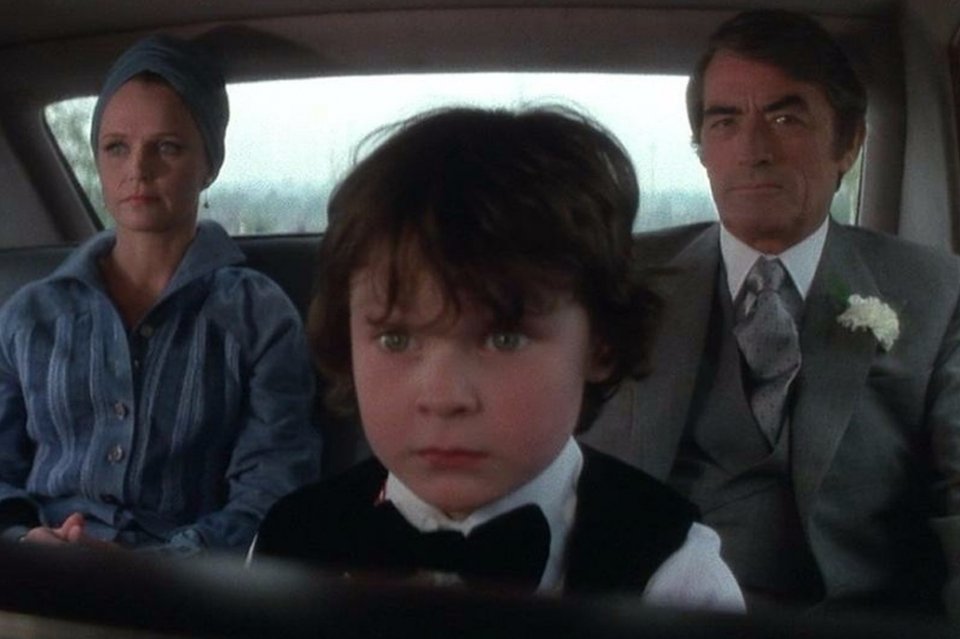 小涛电影解说: 5分钟带你看完美国恐怖电影《凶兆1》