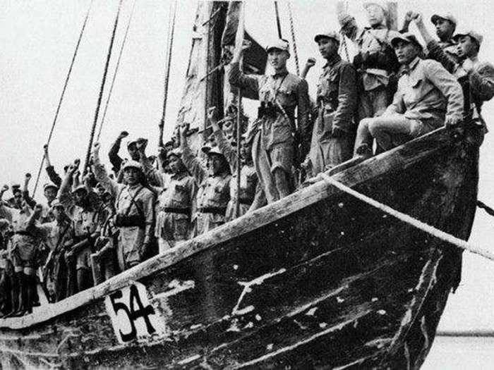 这场战役敌方称古宁头战役,古宁头大捷或金门保卫战,是发生于福建省