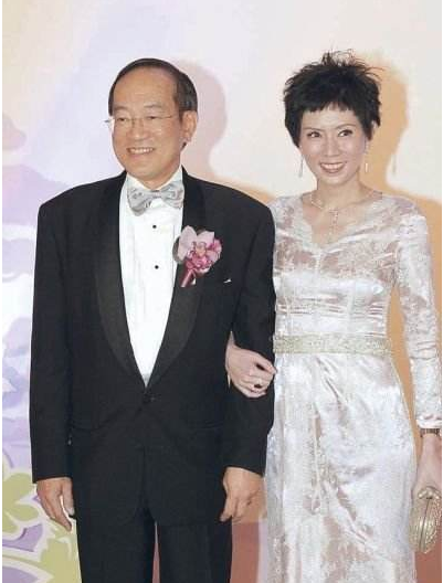 罗慧娟她写诗怀念臧天朔星爷把罗慧娟