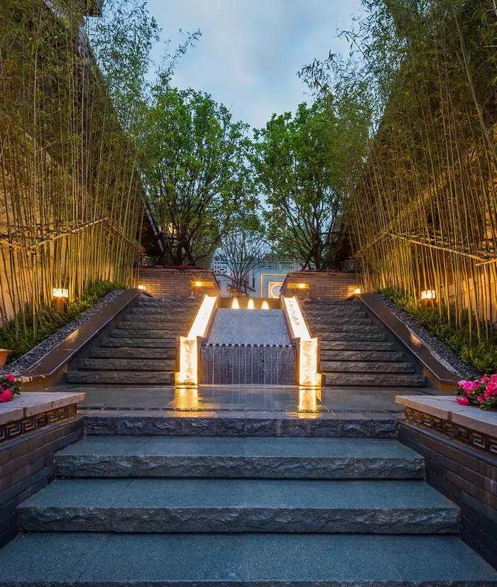 建筑设计中的"对称美学"