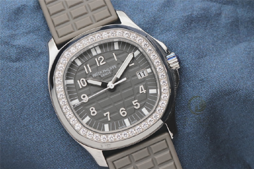 大c论表:jj百达翡丽5067a镶钻石英女表