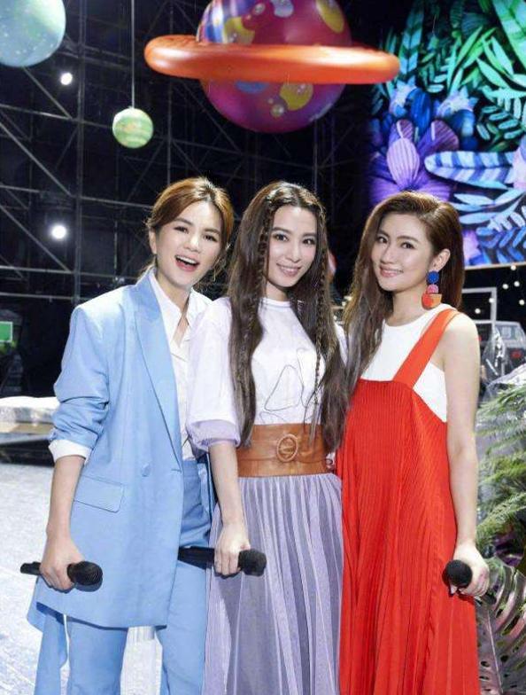 合作三部戏的徐璐阚清子是认识还是很熟难道是塑料姐妹花