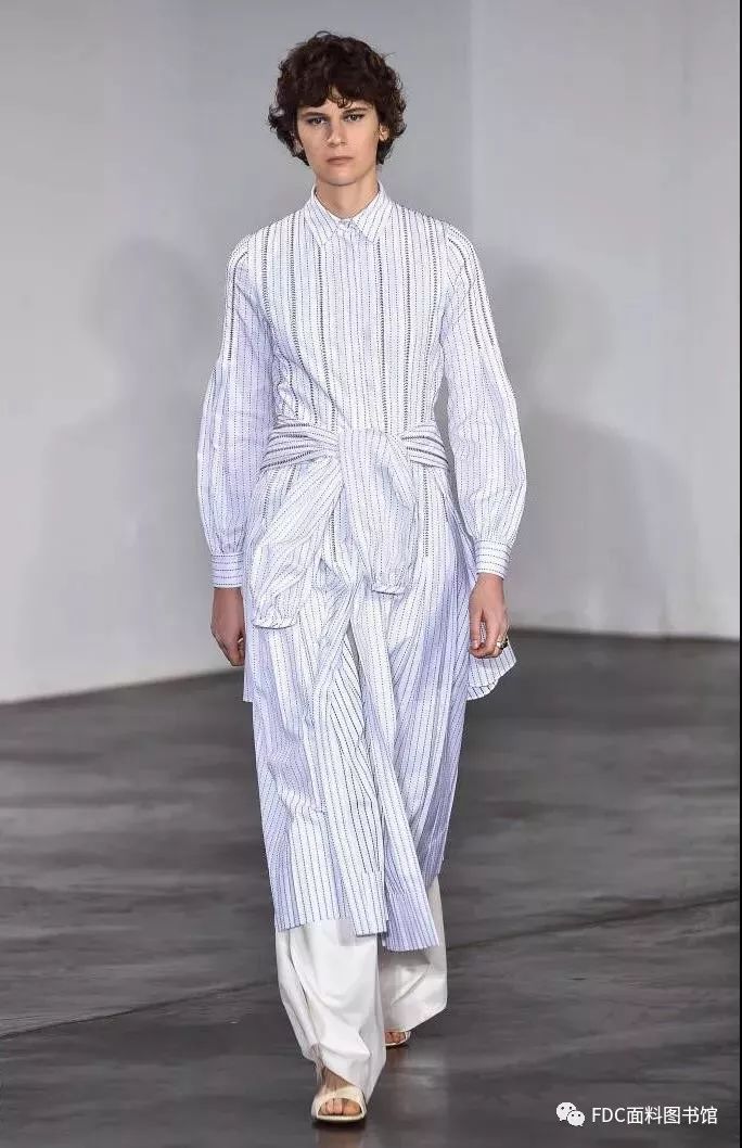 系带与打结,2020春夏飘带设计越来越细_凤凰网