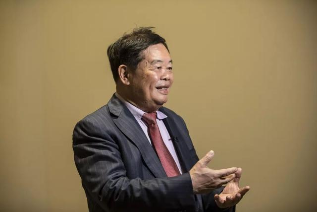 中国玻璃大王曹德旺告诉你成功的秘诀受益终生