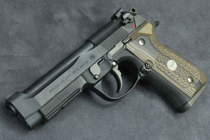 下枪身安装也差不多,但是火控部分安装较不易,需要的就是耐心了.