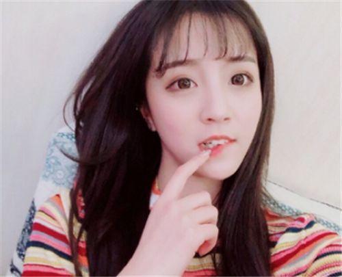 虎牙主播莉哥被行政拘留,网友表示:自己作死真不冤!__凤凰网