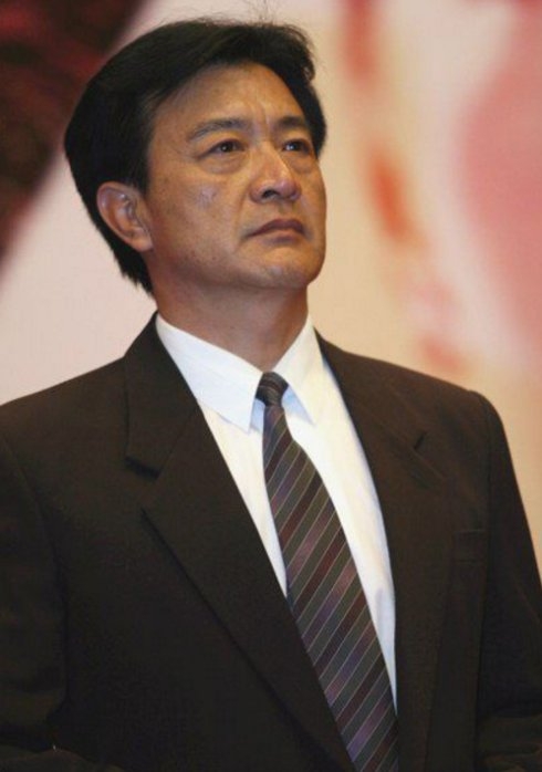 周里京张丰毅曾荣获金牛奖,飞天奖优秀男演员奖,以及中国戏剧梅花奖