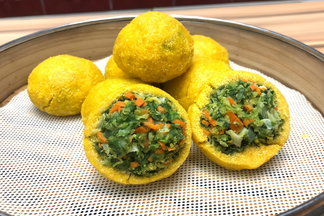 菜团子这么做,皮薄馅足,不用油,不和面不擀皮,简单到一看就会