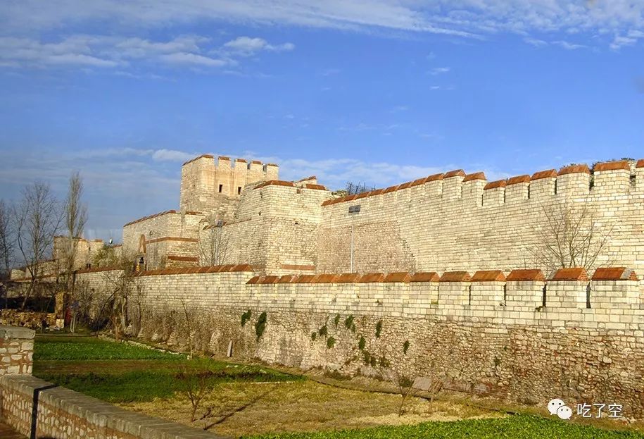 狄奥多西城墙图片