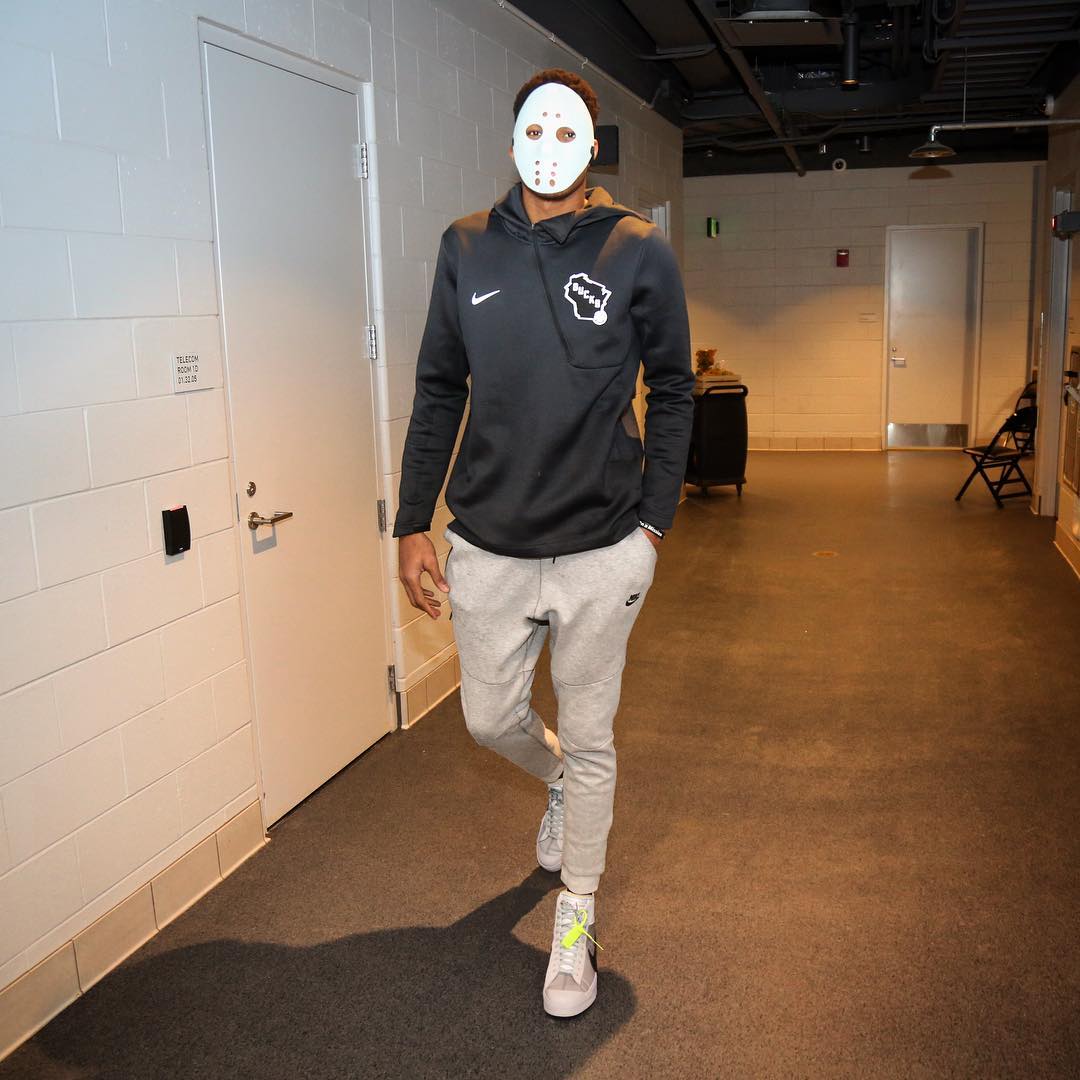 揭秘湖人管理层如何打动这位两届MVP