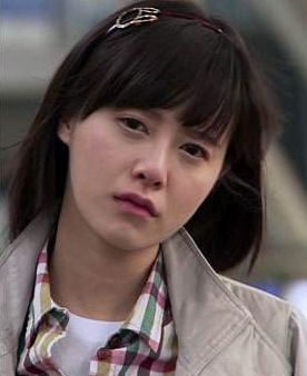 还记得具惠善扮演金丝草时,被diss的不轻,一是因为她年纪比f4大,26岁