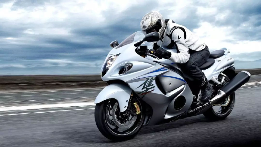 20万起步的宝马和这几款大摩托都可以让你轻松驾驭