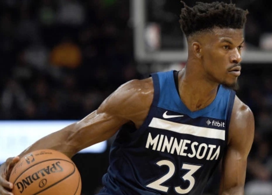 巴特勒领军冲击内线 库里外线发炮回应关键战役走向