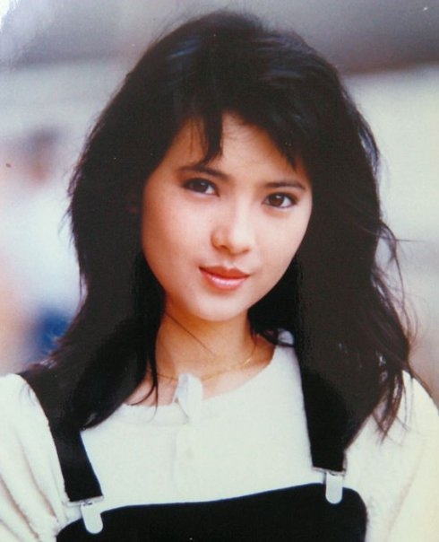 红颜多薄命从靓绝五台山沦为疯婆子的蓝洁瑛走了