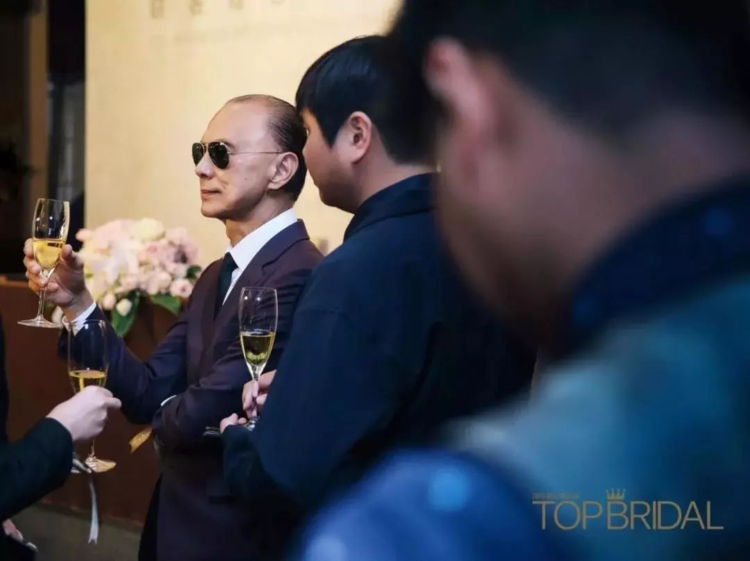 当Jimmy Choo周仰杰遇上TopBridal_凤凰网