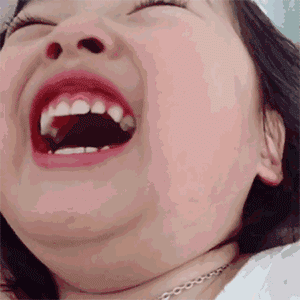 所以,秋天才是最需要美白的季节,应该没有人希望顶一张小黑脸,再过一