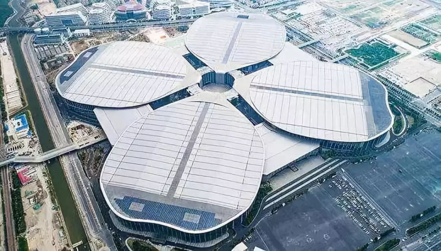 杭州会展服务:首届中国国际进口博览会开幕