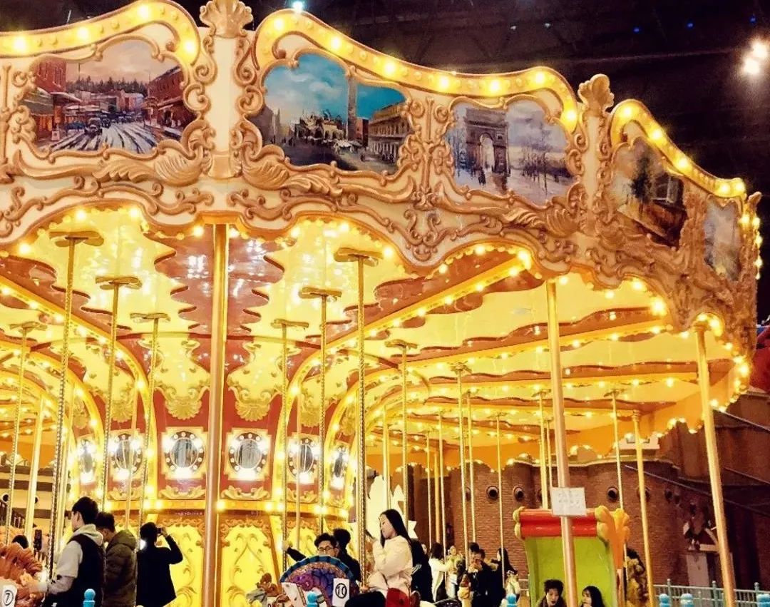 青岛万达主题乐园 66.