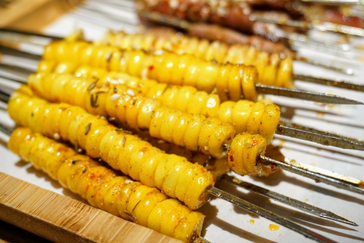 「烤玉米粒」
