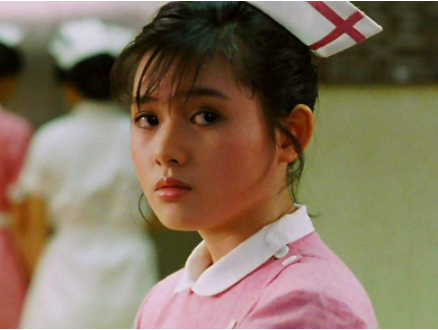 因出演开心鬼而成名受曾志伟邀请复出如今再次出现无人识