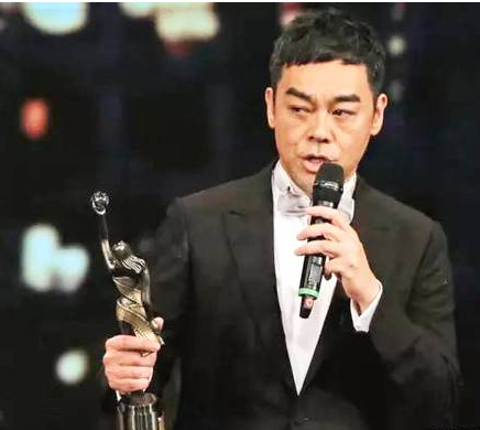 买菜市民刘先生,与妻子郭蔼明结婚近二十年,多年无子令人惋惜__凤凰网
